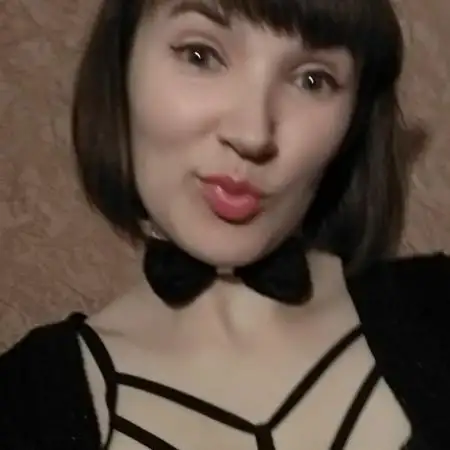photo of Svetlana. Link to photoalboum of Svetlana