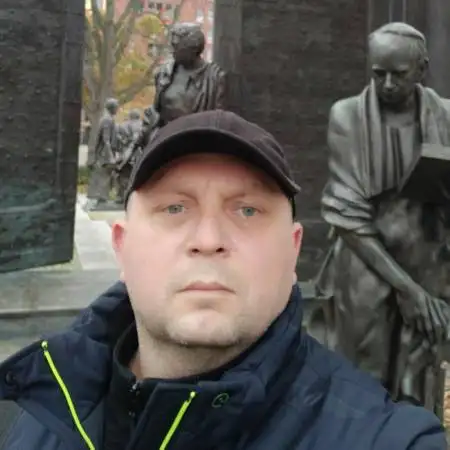 Олександр, 49Украина