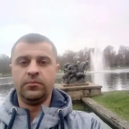 Юра, 42Украина 