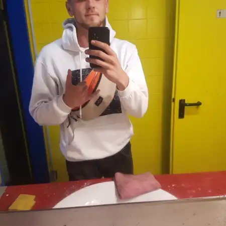 Andrey, 26Украина