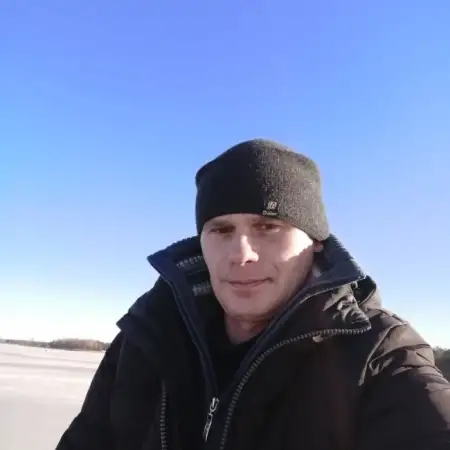 Александр, 40Украина