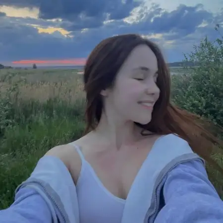 Lliissaanek, 26Украина