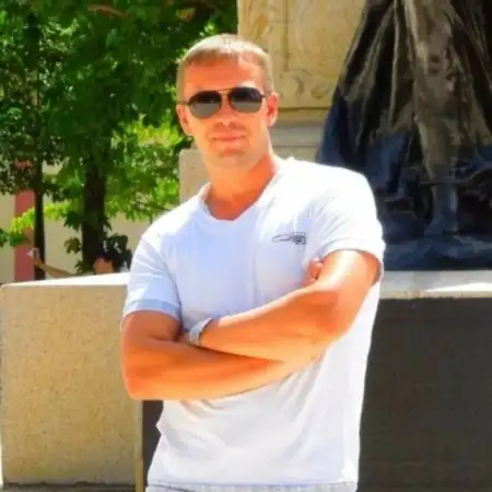 Андрей, 44США