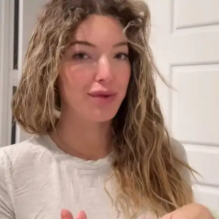 Jane, 33США