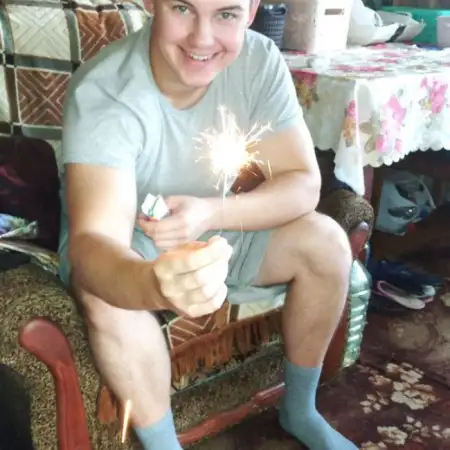 Стас, 30Украина 