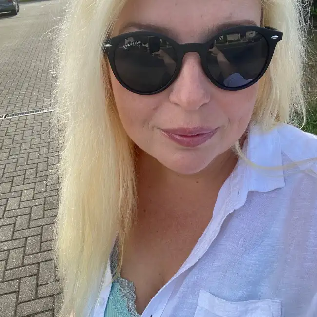 Elena, 44, Висбаден, Германия - WUAMBA