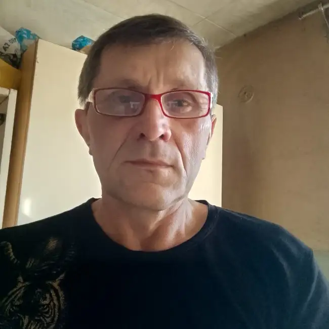 Виктор, 57