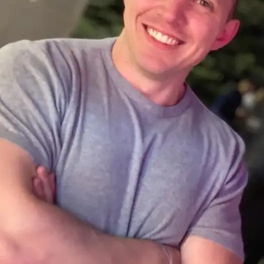 Паша, 35
