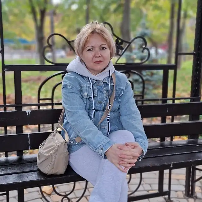Алиса, 46