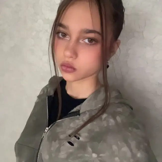 Полина