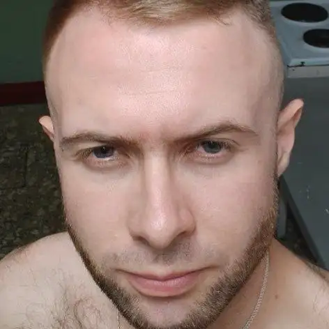 Андрій, 24